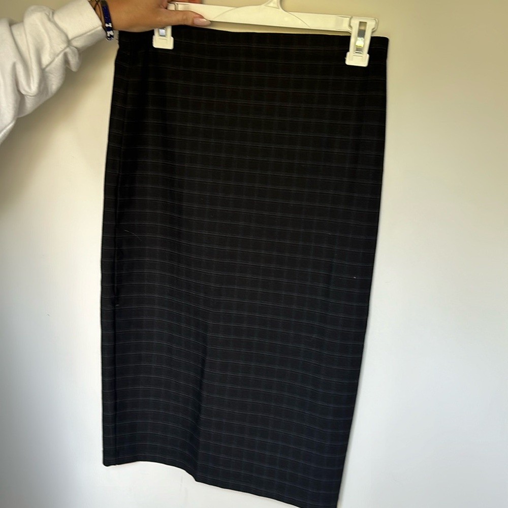 Max Studio small pencil skirt